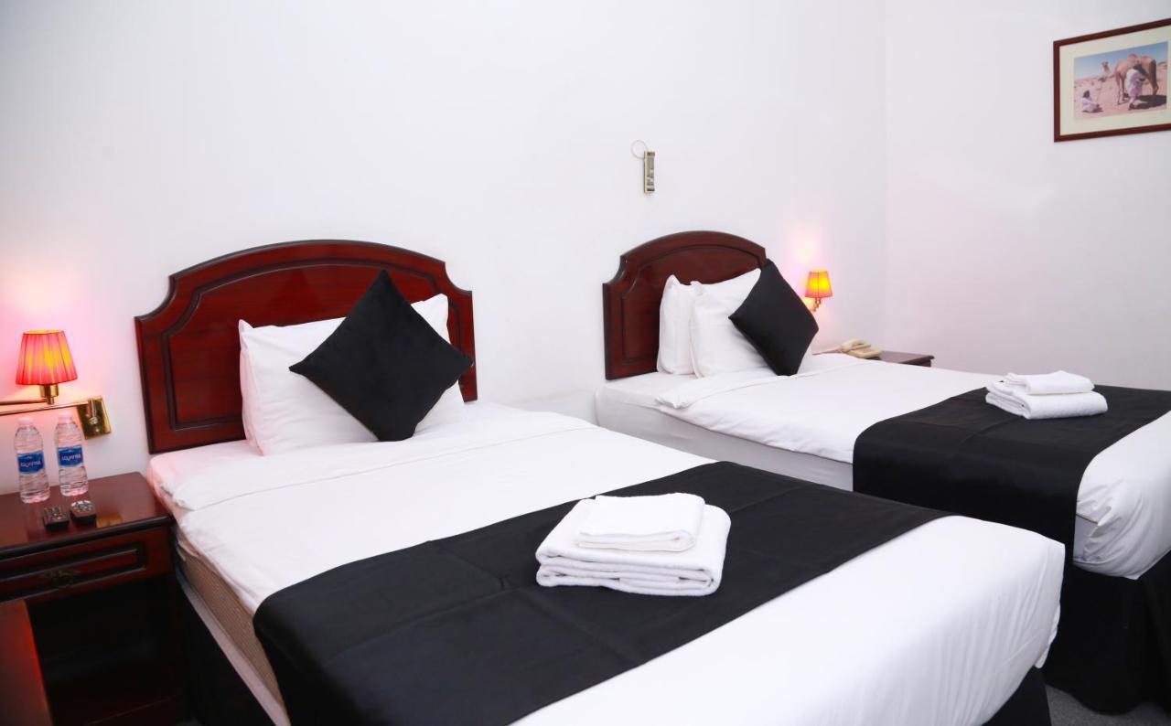 Oasis Hotel ‘Ibrī