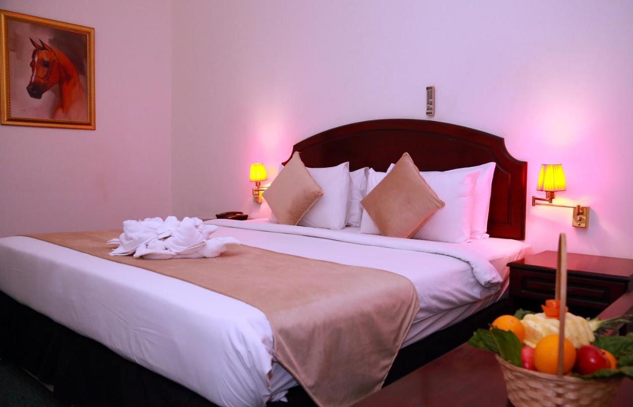 Oasis Hotel 3*